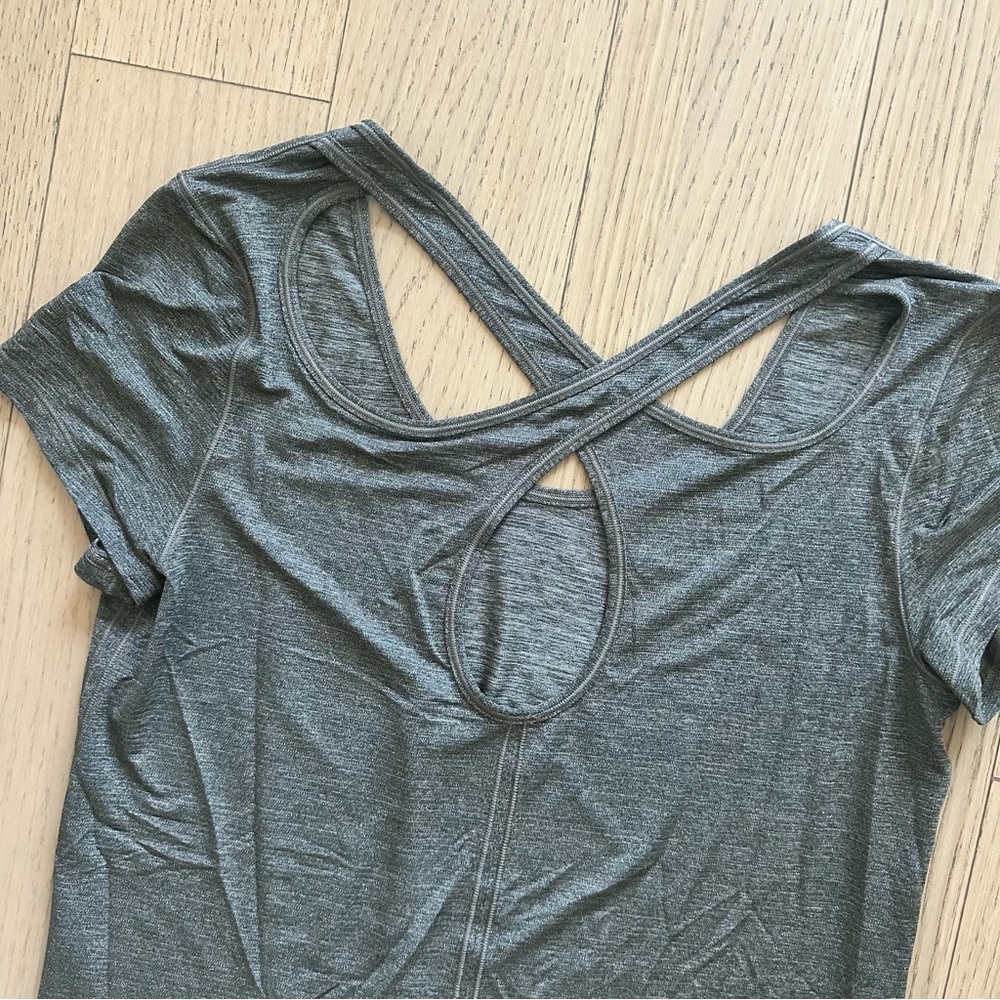 Lululemon Cross-back Tee - Picture 5 of 6